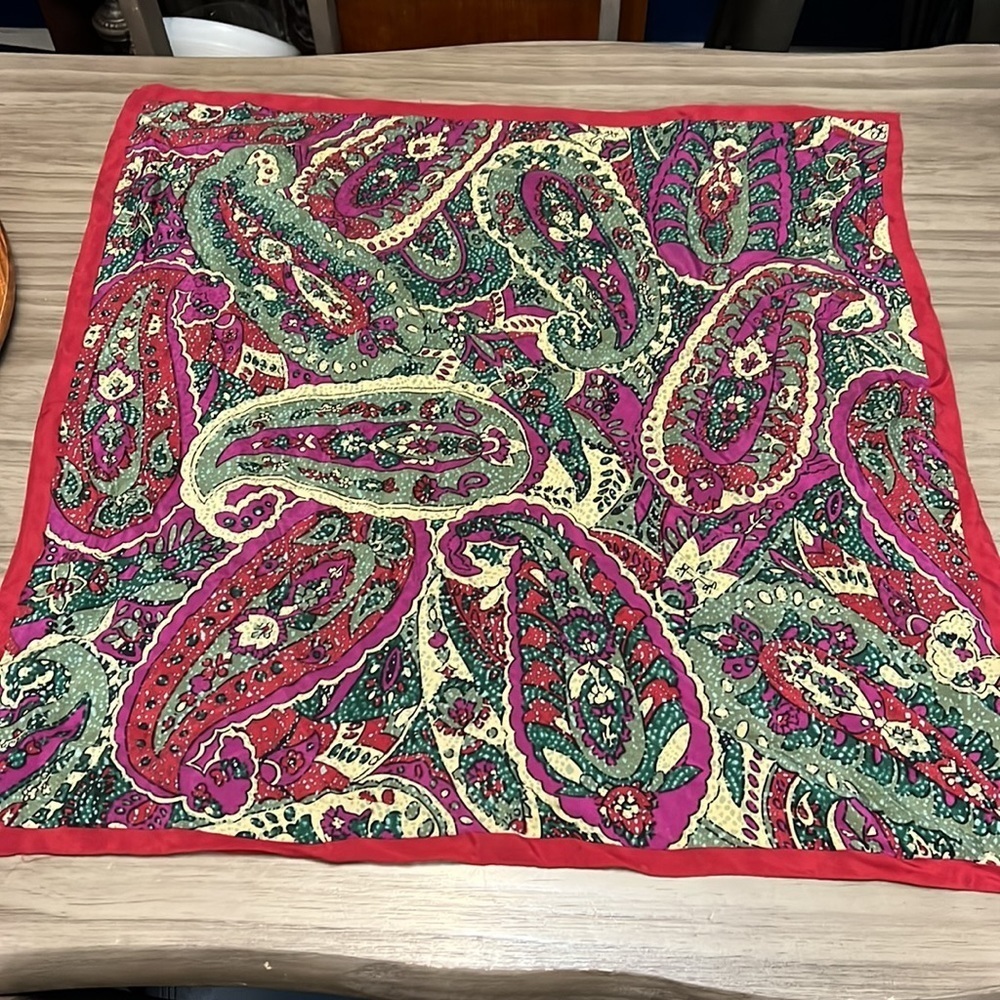 HONEY SILK VTG SCARF